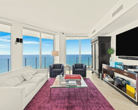 Oceanfront 2-Bedroom Condo With Great View