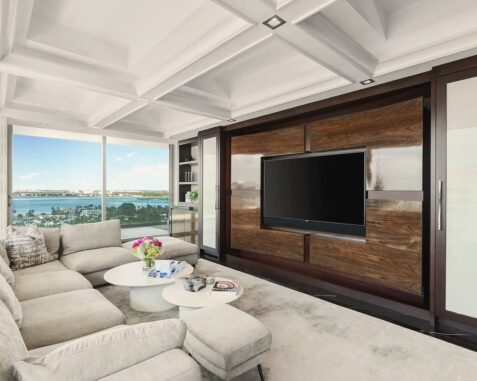 Oceanfront 3-Bedroom Corner Residence