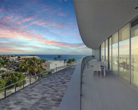 Two-Bedroom Apartment with Oceanfront Balcony