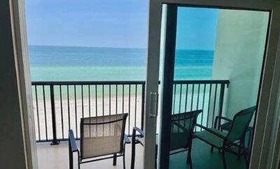Penthouse Corner Condo with Rooftop Pool