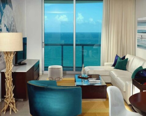 Spacious 2-Bedroom 2,5-Bath Oceanfront Condo