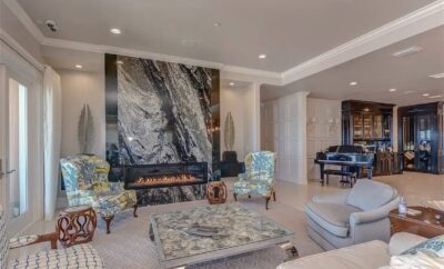 Private Balcony Luxurious 2-Bedroom Oceanfront Unit
