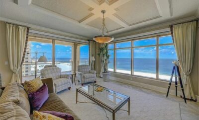 Three Bedrooms Ocean View Apartment